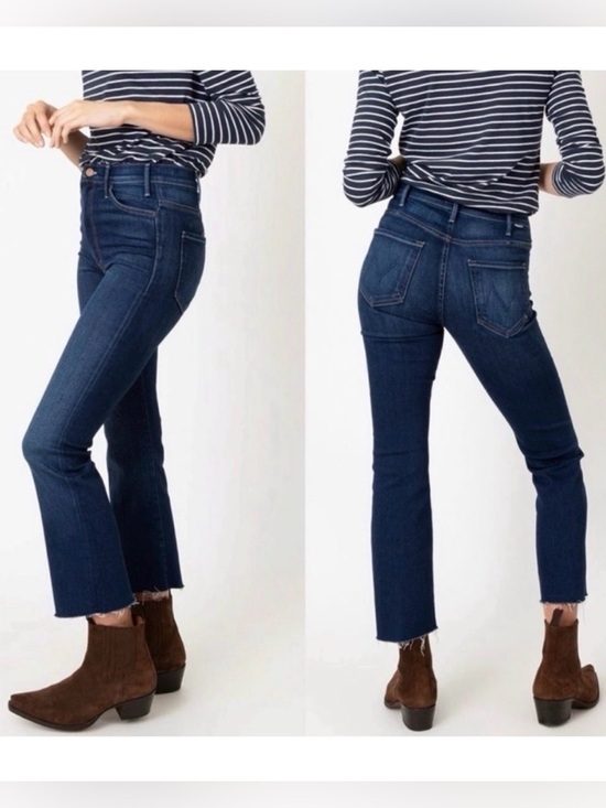 MOTHER Denim - MOTHER The Hustler Ankle Fray in Home Movies High Rise Cropped Flare Jeans